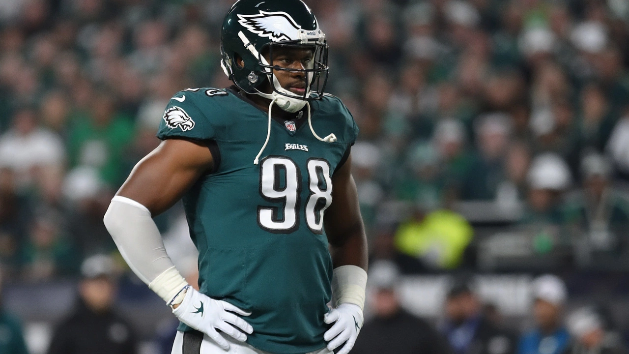 Jalen Carter ejected six seconds into Eagles opener after apparent spit on Dak Prescott